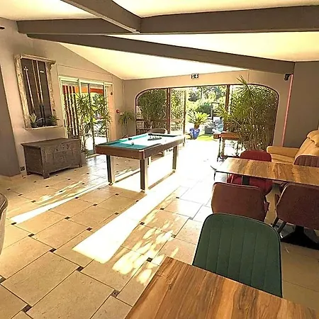 Le Patio34