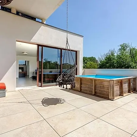 Le Patio34